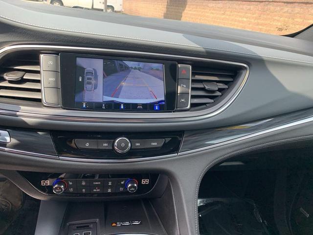 Photo of 2024 Summit White Buick Enclave