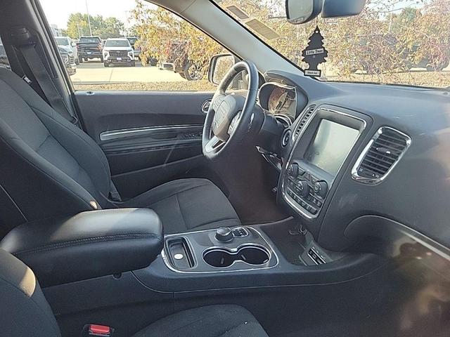 Photo of 2017 Granite Clearcoat Metallic Dodge Durango