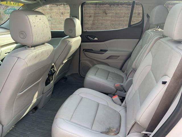 Photo of 2021 White Frost Tri-Coat GMC Acadia
