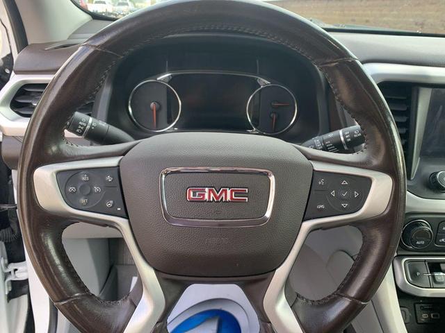 Photo of 2021 White Frost Tri-Coat GMC Acadia