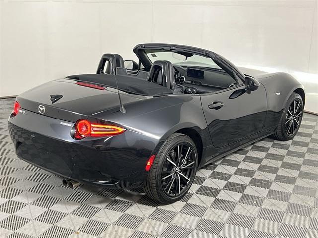 Photo of 2024 Jet Black Mica Mazda MX-5 Miata