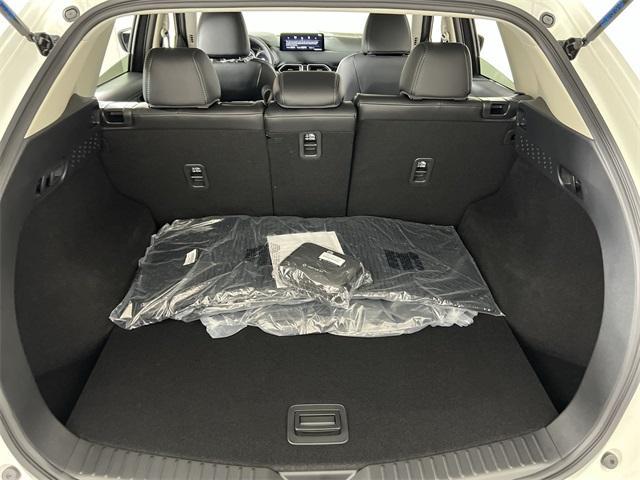 Photo of 2025 Rhodium White Metallic Mazda CX-5