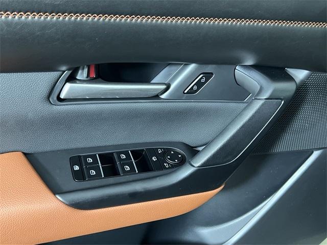 Photo of 2025 Zircon Sand Metallic Mazda CX-50