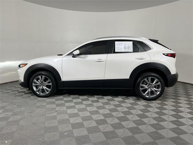 Photo of 2022 Snowflake White Pearl Mazda CX-30