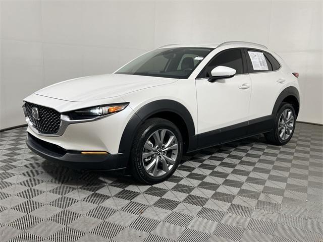 Photo of 2022 Snowflake White Pearl Mazda CX-30