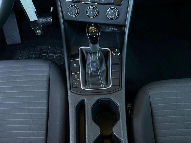 Photo of 2024 Deep Black Pearl Volkswagen Jetta