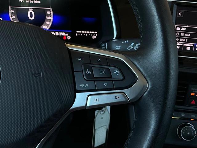 Photo of 2024 Deep Black Pearl Volkswagen Jetta