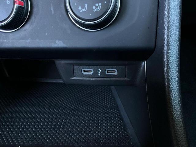 Photo of 2024 Deep Black Pearl Volkswagen Jetta