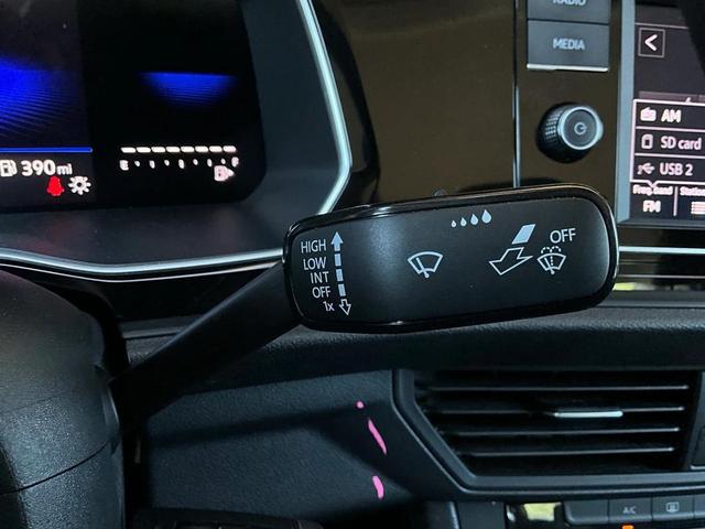Photo of 2024 Deep Black Pearl Volkswagen Jetta