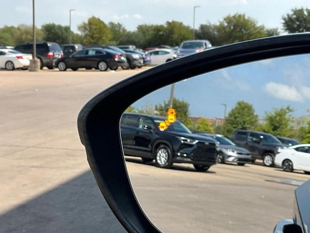 Photo of 2022 Crystal Black Pearl Honda Accord