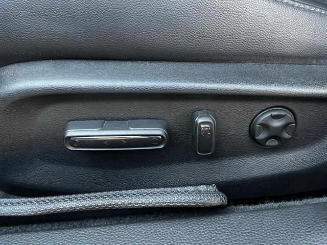 Photo of 2022 Crystal Black Pearl Honda Accord