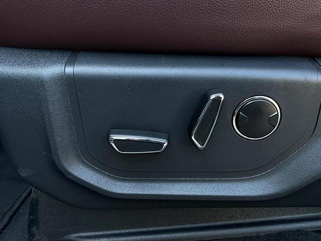 Photo of 2024 Dark Matter Gray Metallic Ford Expedition Max