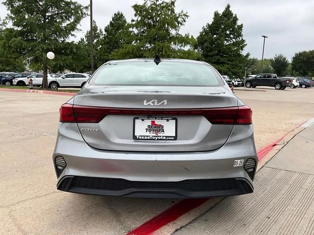 Photo of 2023 Steel Gray Kia Forte