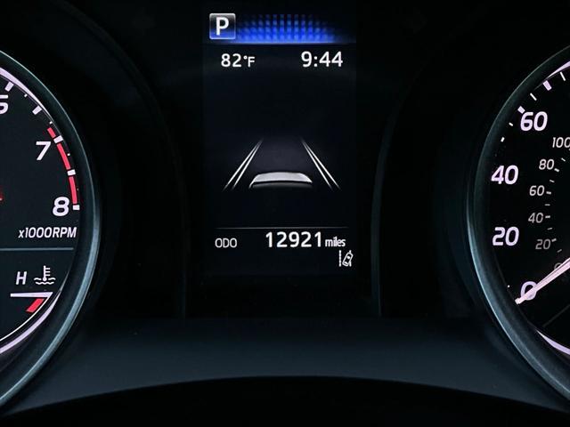 Photo of 2023 Ice Cap Toyota Camry