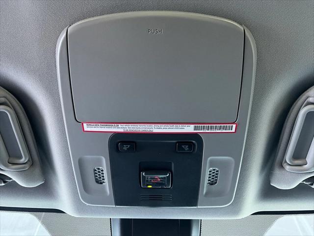 Photo of 2023 Ice Cap Toyota Camry