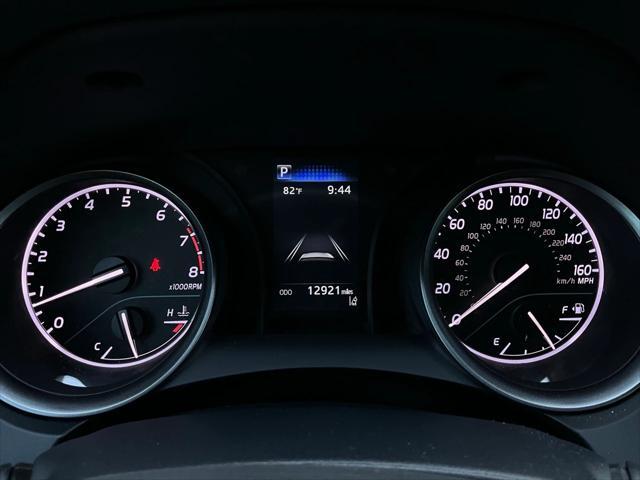 Photo of 2023 Ice Cap Toyota Camry