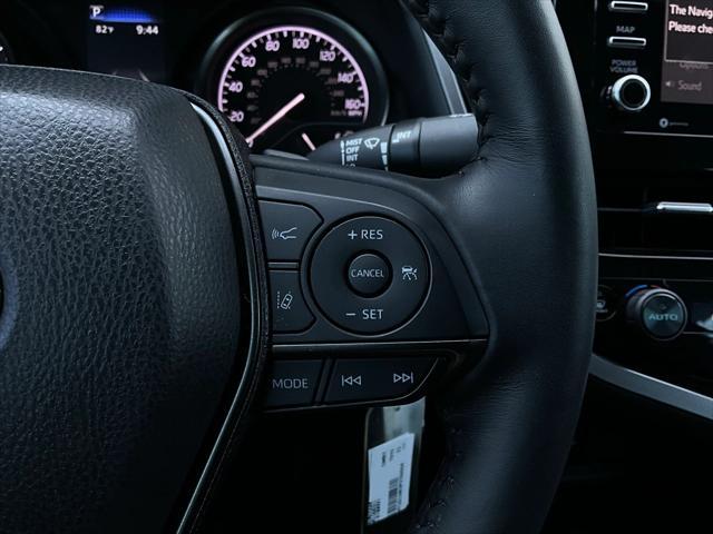 Photo of 2023 Ice Cap Toyota Camry