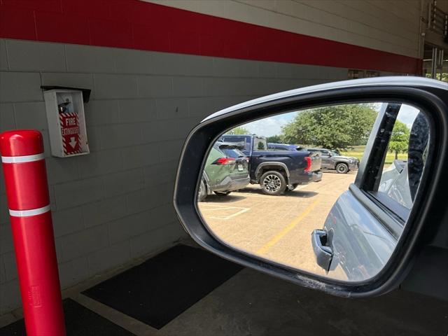 Photo of 2024 Ice Cap Toyota Tacoma