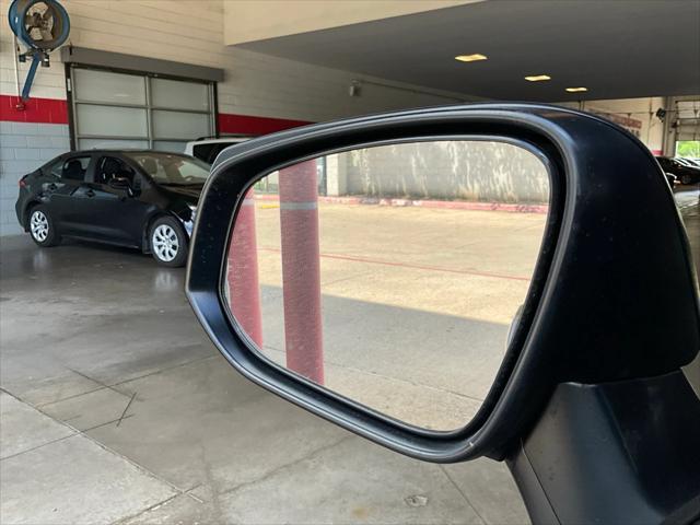 Photo of 2025 Midnight Black Toyota RAV4 Hybrid