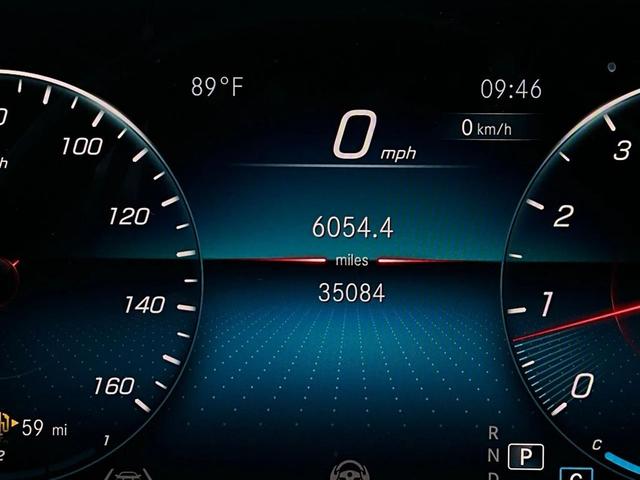 Photo of 2022 Black Mercedes-Benz GLE 350