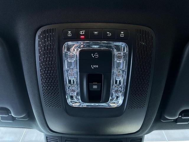 Photo of 2022 Black Mercedes-Benz GLE 350