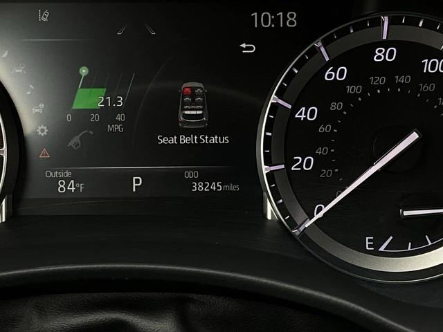 Photo of 2022 Gray Toyota Highlander