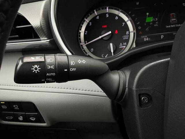 Photo of 2022 Gray Toyota Highlander