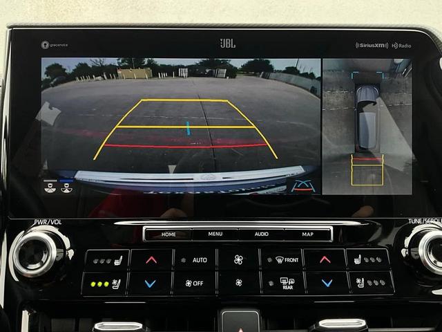 Photo of 2022 Gray Toyota Highlander