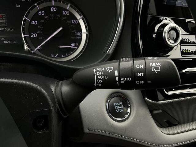 Photo of 2022 Gray Toyota Highlander