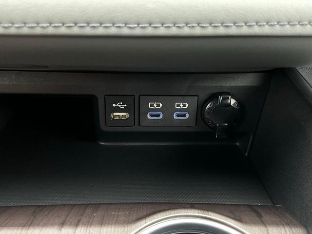 Photo of 2022 Gray Toyota Highlander