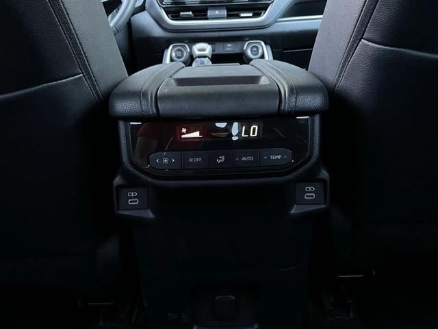 Photo of 2025 Storm Cloud Toyota Grand Highlander