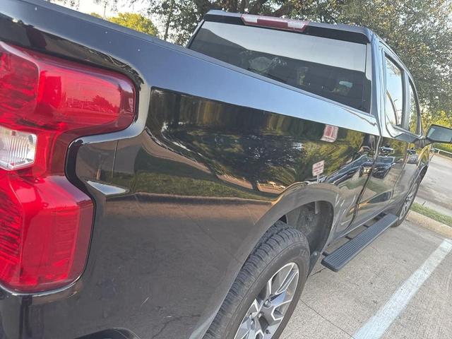 Photo of 2020 Black Chevrolet Silverado 1500