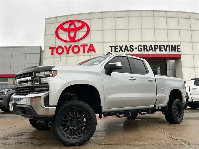 Photo of 2020 Silver Ice Metallic Chevrolet Silverado 1500