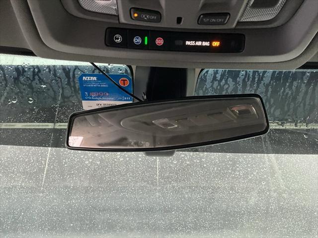 Photo of 2020 Silver Ice Metallic Chevrolet Silverado 1500