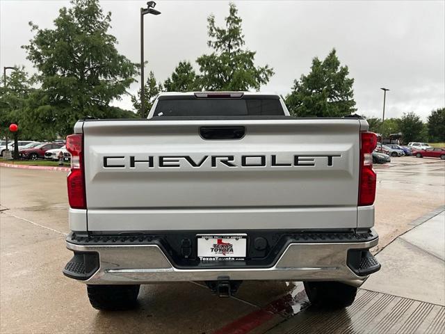 Photo of 2020 Silver Ice Metallic Chevrolet Silverado 1500