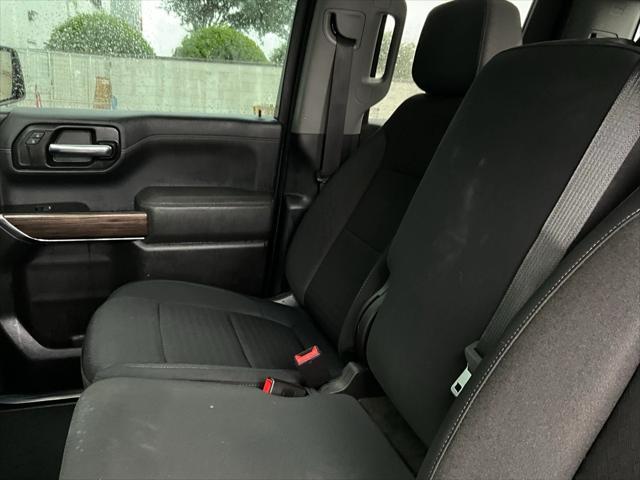 Photo of 2020 Silver Ice Metallic Chevrolet Silverado 1500