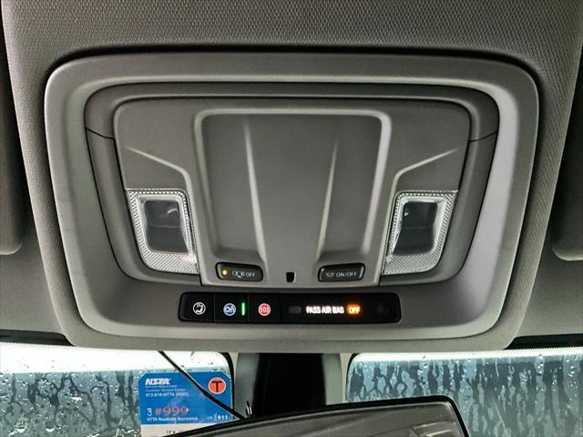 Photo of 2020 Silver Ice Metallic Chevrolet Silverado 1500