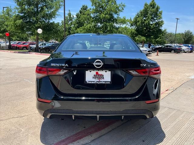 Photo of 2024 Super Black Nissan Sentra