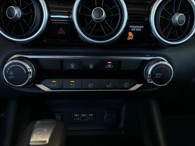 Photo of 2024 Super Black Nissan Sentra