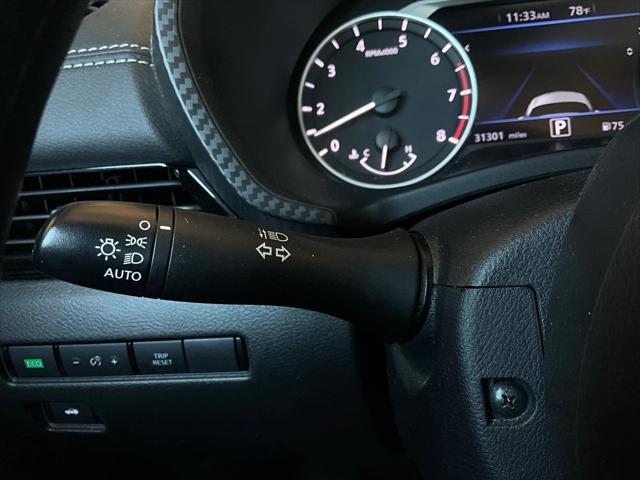 Photo of 2024 Super Black Nissan Sentra