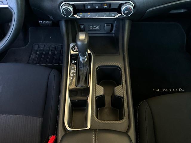 Photo of 2024 Super Black Nissan Sentra