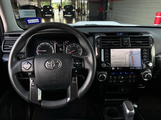 Photo of 2021 Super White Toyota 4Runner