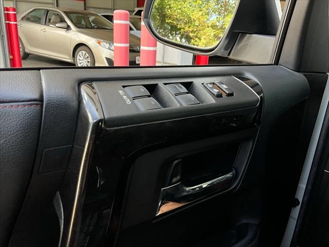 Photo of 2021 Super White Toyota 4Runner