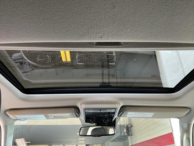 Photo of 2021 Super White Toyota 4Runner