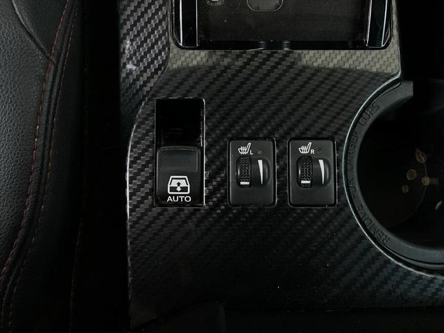 Photo of 2021 Super White Toyota 4Runner