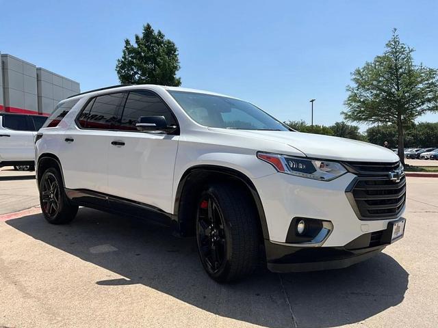 Photo of 2020 Summit White Chevrolet Traverse