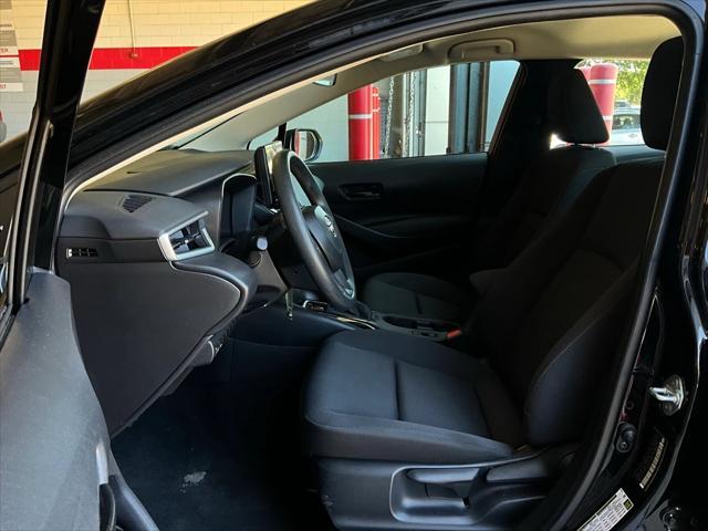 Photo of 2024 Midnight Black Metallic Toyota Corolla