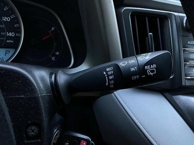 Photo of 2015 Magnetic Gray Metallic Toyota RAV4