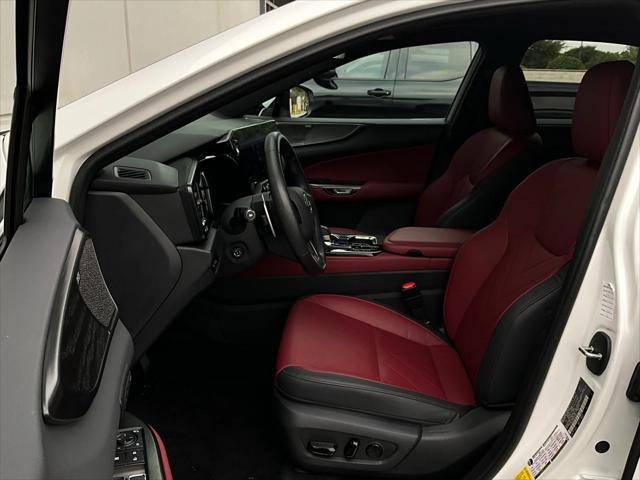Photo of 2023 Eminent White Pearl Lexus NX 350h