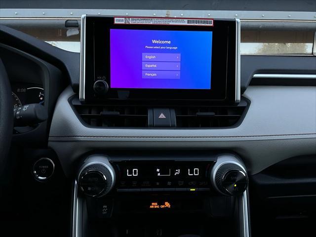 Photo of 2025 Ice Cap Toyota RAV4 Hybrid